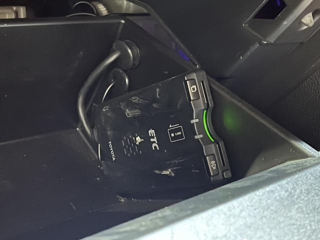 86 GT 6速MT/TOM’sエアロ&マフラー/TEIN車高調/RAYS18AW(57CR)/momoステアリング/スマートキー/ETC/横滑り防止装置/純正ナビ/Bluetooth/地デジ/LEDオートライト(37枚目)