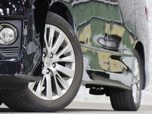 アルファード ２４０Ｓ　タイプゴールド　後期／フリップダウンモニター／半革シート／両側電動スライドドア／クルーズコントロール／クリアランスソナー／ＥＴＣ／横滑り防止装置／パワーバックドア／純正ナビ／バックカメラ／地デジ／純正ＡＷ（18枚目）