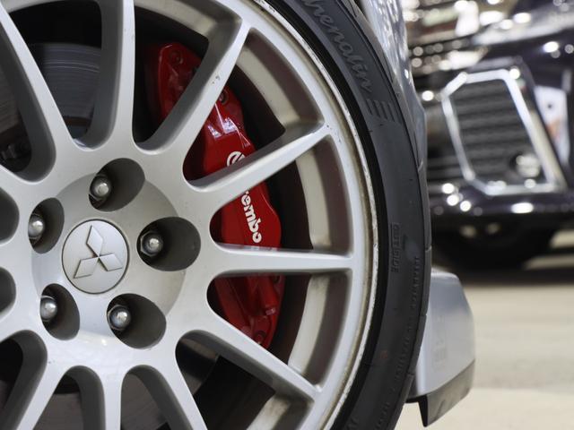 ランサー ＧＳＲエボリューションＸ　４ＷＤ／５速ＭＴ／ハイパフォーマンスＰＧ／エアロ／ロックフォードサウンド／コルトスピードサス／ブレンボキャリパー／ＨＫＳ　ＥＶＣ／レカロシート／ＥＴＣ／純正ナビ／地デジ／Ｂカメラ／Ｂｌｕｅｔｏｏｔｈ（7枚目）