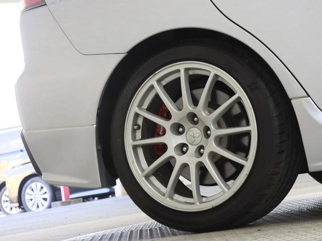 ランサー ＧＳＲエボリューションＸ　４ＷＤ／５速ＭＴ／ハイパフォーマンスＰＧ／エアロ／ロックフォードサウンド／コルトスピードサス／ブレンボキャリパー／ＨＫＳ　ＥＶＣ／レカロシート／ＥＴＣ／純正ナビ／地デジ／Ｂカメラ／Ｂｌｕｅｔｏｏｔｈ（23枚目）