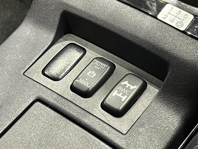 ランサー ＧＳＲエボリューションＸ　４ＷＤ／５速ＭＴ／ハイパフォーマンスＰＧ／エアロ／ロックフォードサウンド／コルトスピードサス／ブレンボキャリパー／ＨＫＳ　ＥＶＣ／レカロシート／ＥＴＣ／純正ナビ／地デジ／Ｂカメラ／Ｂｌｕｅｔｏｏｔｈ（33枚目）