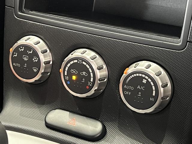 フェアレディZ ベースグレード 6速MT/パワーステアリング/電動格納ミラー/フルオートエアコン/純正オーディオ/CD&MD再生可/HIDヘッドライト/純正AW(25枚目)