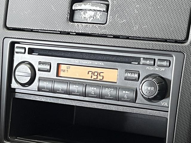 フェアレディZ ベースグレード 6速MT/パワーステアリング/電動格納ミラー/フルオートエアコン/純正オーディオ/CD&MD再生可/HIDヘッドライト/純正AW(26枚目)