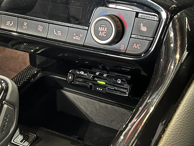 スープラ ＲＺ　ＪＢＬサウンド／直６ターボ／黒本革電動メモリーシート／シートヒーター／６眼ＬＥＤ／ＨＵＤ／レーダークルコン／クリアランスソナー／レーンアシスト／ＢＳＭ／アダプティブハイビーム／純正ナビ／バックカメラ（33枚目）