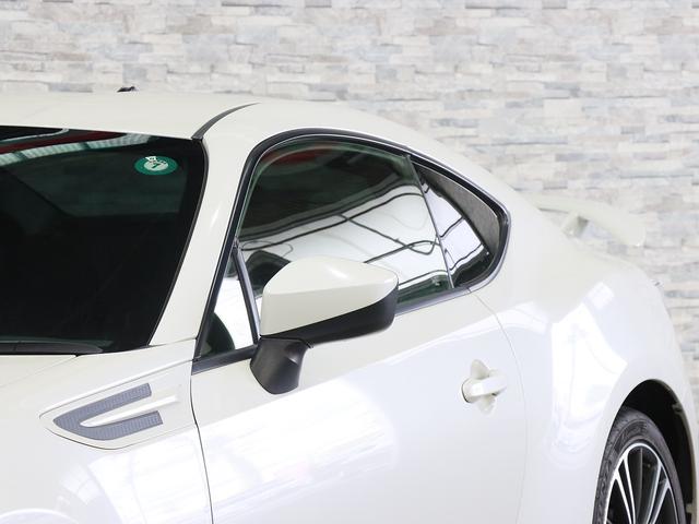 BRZ S 6速MT/GLANZENリアバンパー/Rスポイラー/スマートキー/ETC/横滑り防止装置/ケンウッドオーディオ/HIDオートライト/純正AW(18枚目)