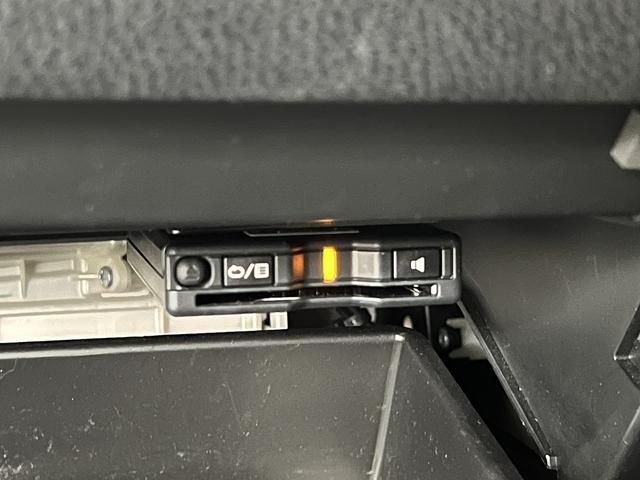 BRZ S 6速MT/GLANZENリアバンパー/Rスポイラー/スマートキー/ETC/横滑り防止装置/ケンウッドオーディオ/HIDオートライト/純正AW(35枚目)