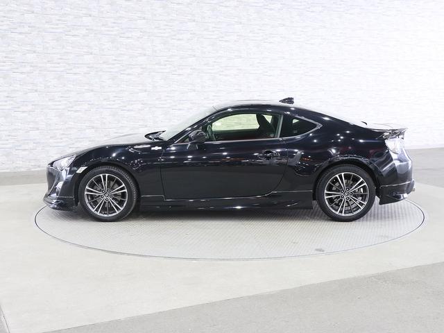 86 GT モデリスタエアロ&TRDエアロ/TRDマフラー/スマートキー/パドルシフト/ETC/VSCスポーツモード/純正ナビ/Bluetooth/バックカメラ/HIDオートライト/純正AW(12枚目)