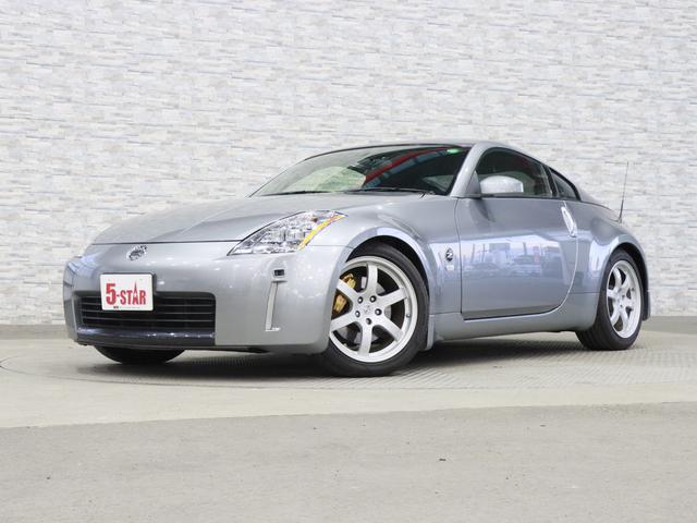 フェアレディZ バージョンST 6速MT/前後ブレンボキャリパー/BLISTEINショック/黒革電動シート/シートヒーター/momoステアリング/3連サブメーター/キーレス/ETC/ストラーダナビ/バックカメラ/地デジ/鍛造AW(17枚目)