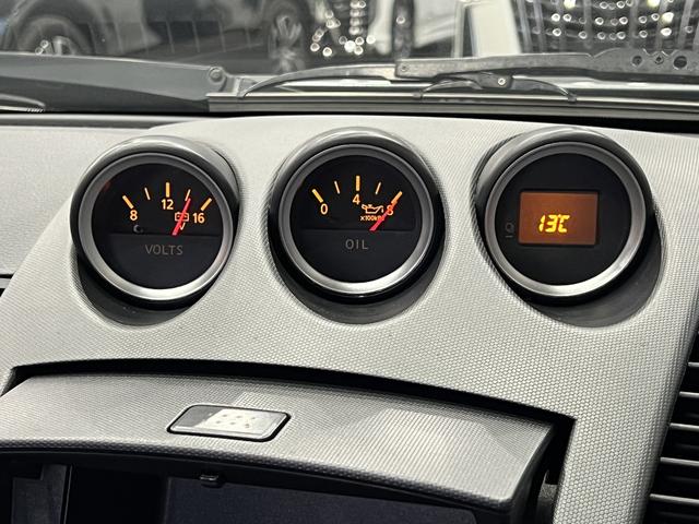 フェアレディZ バージョンST 6速MT/前後ブレンボキャリパー/BLISTEINショック/黒革電動シート/シートヒーター/momoステアリング/3連サブメーター/キーレス/ETC/ストラーダナビ/バックカメラ/地デジ/鍛造AW(24枚目)