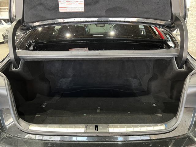 LS LS500h バージョンL マークレビンソンサウンド/セミアニリン本革電動シート/前後席シートベンチレーション/3眼LED/HUD/レクサスセーフティシステム+A/デジタルインナーミラー/パノラミックビューモニター/純正ナビ(41枚目)
