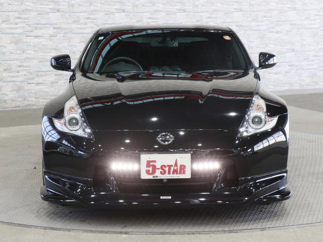 フェアレディZ ベースグレード 社外エアロ&ダウンサス/フジツボマフラー/スマートキー/ETC/パドルシフト/横滑り防止装置/純正ナビ/Bluetooth/サイド・バックカメラ/地デジ/HIDオートライト/純正AW(11枚目)