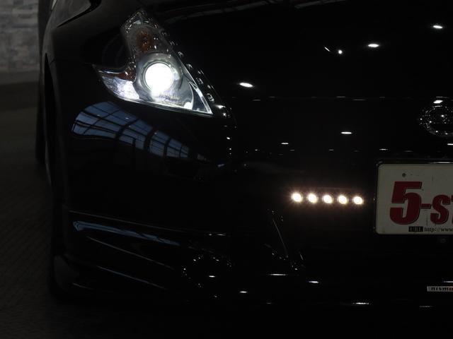 フェアレディZ ベースグレード 社外エアロ&ダウンサス/フジツボマフラー/スマートキー/ETC/パドルシフト/横滑り防止装置/純正ナビ/Bluetooth/サイド・バックカメラ/地デジ/HIDオートライト/純正AW(17枚目)