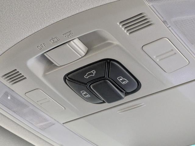 TOYOTA ALPHARD 240S TYPE GOLD