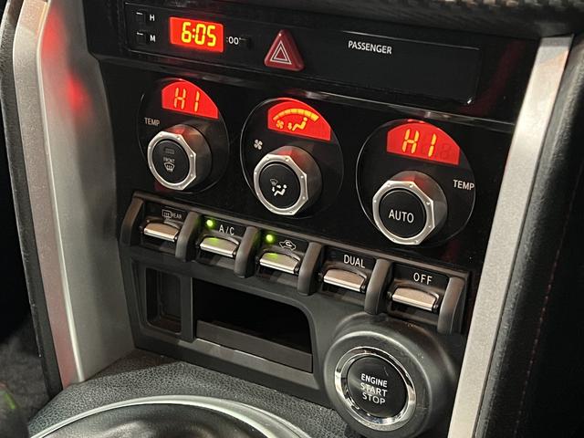 ８６ ＧＴ　後期型／カロッツェリアナビ／Ｂｌｕｅｔｏｏｔｈ／バックカメラ／地デジ／クルーズコントロール／ＴＲＡＣＫスイッチ／パドルシフト／スマートキー／オートエアコン／ＥＴＣ／ＬＥＤオートライト／純正１７ＡＷ（29枚目）