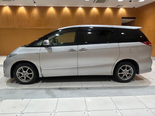 エスティマ ３．５アエラス　スペシャルＧエディション　４ＷＤ／両側電動スライドドア／クルーズコントロール／スマートキー／ＥＴＣ／純正ナビ／Ｂｌｕｅｔｏｏｔｈ／フロント・サイド・バックカメラ／ＨＩＤオートライト／純正ＡＷ（13枚目）