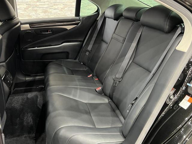 ＬＳ ＬＳ６００ｈ　バージョンＣ　Ｉパッケージ　４ＷＤ／３眼ＬＥＤ／セミアニリン本革シート／シートベンチレーション／パワートランク／クルーズコントロール／クリアランスソナー／ステアリングヒーター／１００Ｖ電源／アダプティブハイビーム／純正ナビ（38枚目）
