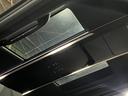 アルファードハイブリッド Ｚ　４ＷＤ／左右独立ムーンルーフ／フリップダウンモニター／トヨタチームメイト／合皮電動シート／シートベンチレーション／３眼ＬＥＤ／トヨタセーフティセンス／デジタルインナーミラー／パノラミックビューモニター（7枚目）