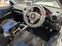 WRX STi 6速MT/4WD/RAYSグラムライツ17インチAW/HKS車高調/ブレンボキャリパー/大型リアスポイラー/STi専用シート&ステアリング/ETC/キーレスエントリー/HIDヘッドライト(28枚目)