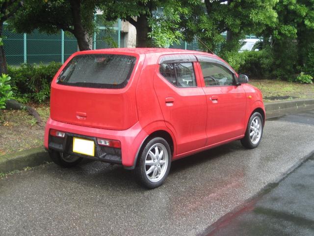 バンパーの内側、テール、ナンバー下を黒にペイント