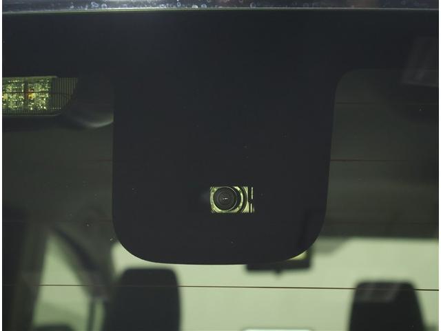 シエンタ ハイブリッドZ トヨタ認定中古車・10,5インチディスプレイオーディオPlus・後席モニター・パノラミックビューモニター・ETC2.0・前後ドライブレコーダー・シートヒーター・ステアリングヒーター・1500W給電(14枚目)