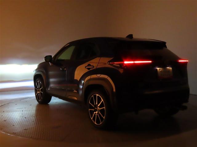 ヤリスクロス ハイブリッド GRスポーツ トヨタ認定中古車・純正ナビ・全周囲モニター・社外ドライブレコーダー・ETC2.0・ステアリングヒーター・記録簿・取扱説明書・スペアキー・LEDヘッドライト(24枚目)