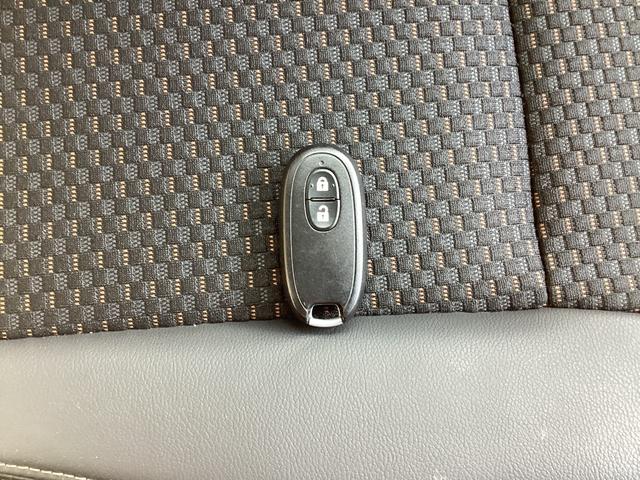 ハスラー ＪスタイルＩＩ　衝突軽減ブレーキ　フルセグナビ　スマートキー　ＨＩＤライト　シートヒーター　当店買取直販車両（49枚目）