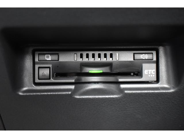 ヴィッツ ＧＲスポーツＧＲ　トヨタセーフティセンス　純正ＳＤナビ　フルセグＢｌｕｅｔｏｏｔｈ　ＥＴＣ　バックカメラ　ハ－フレザ－シート　ＴＲＤ　Ｆ・Ｒスポイラー　レーンキープアシスト　プッシュスタート　ＬＥＤヘッドライト（18枚目）