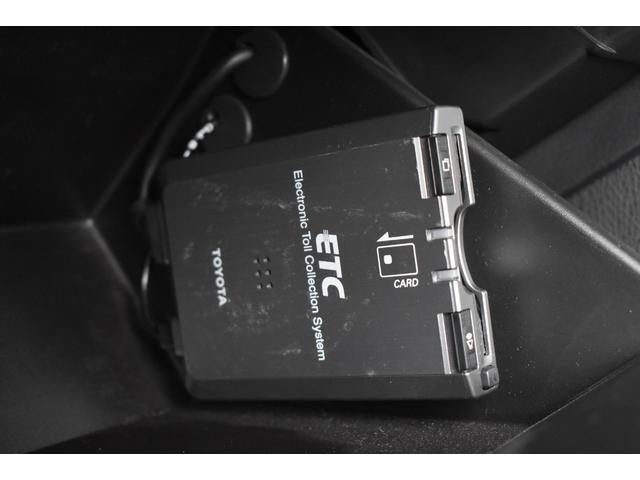 ８６ ＧＴ　ＴＲＤハイレスポンスマフラーＶｅｒ．Ｒ　ＴＲＤスポイラー　ＨＤＤナビ　フルセグ　Ｂｌｕｅｔｏｏｔｈ　バックカメラ　ディスチャージドランプ　プッシュスタート　純正１７インチアルホイール　ＥＴＣ（18枚目）