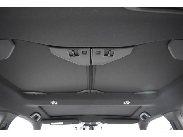 ヴェゼル ｅ：ＨＥＶ　Ｚ・ＰＬａＹパッケージ　ホンダセンシング　ブラインドスポットインフォメーション　パノラマルーフ　ディスプレイオ－ディオ　マルチビュ－カメラ　後退出庫サポ－ト　シ－トヒ－タ－　電動リアゲート　純正１８インチアルミホイール（14枚目）