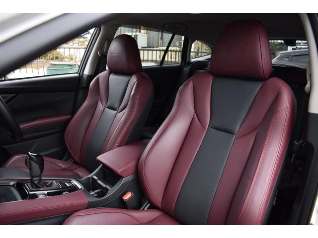 レヴォーグ ＳＴＩスポーツＲ　ＥＸ　衝突被害軽減　スバルリヤビークルディテクション　サンルーフ　クルーズコントロール　ディスプレイオ－ディオ　フルセグ　フロント・サイド・バックカメラ　レ－ンキ－プアシスト　電動リアゲ－ト　ＥＴＣ（15枚目）