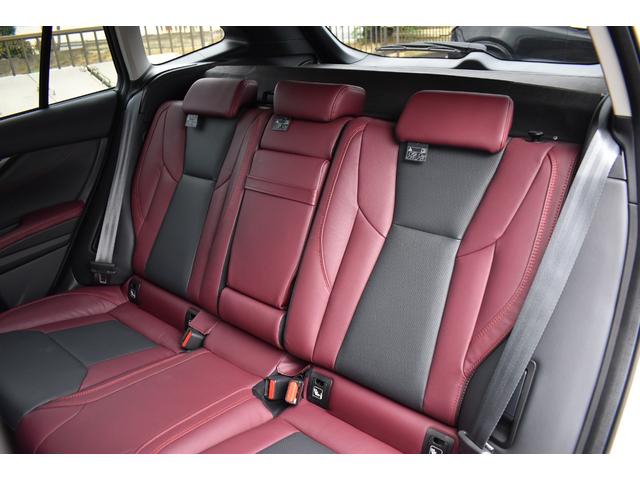 レヴォーグ ＳＴＩスポーツＲ　ＥＸ　衝突被害軽減　スバルリヤビークルディテクション　サンルーフ　クルーズコントロール　ディスプレイオ－ディオ　フルセグ　フロント・サイド・バックカメラ　レ－ンキ－プアシスト　電動リアゲ－ト　ＥＴＣ（16枚目）