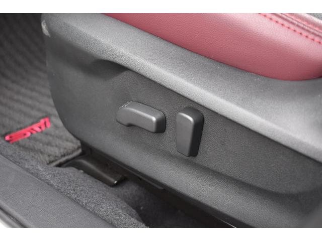 レヴォーグ ＳＴＩスポーツＲ　ＥＸ　衝突被害軽減　スバルリヤビークルディテクション　サンルーフ　クルーズコントロール　ディスプレイオ－ディオ　フルセグ　フロント・サイド・バックカメラ　レ－ンキ－プアシスト　電動リアゲ－ト　ＥＴＣ（35枚目）