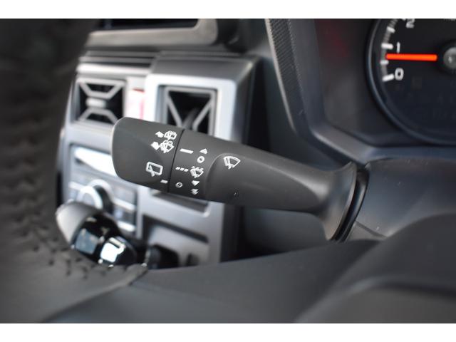 タフト G ダーククロムベンチャー 届出済未使用車 スマートアシスト サンル-フ ブレ-キ制御付誤発進抑制機能 レ-ンキ-プ 障害物センサ- シートヒーター クルーズコントロール プッシュスタート LEDヘッドライト 純正アルミホイール(25枚目)