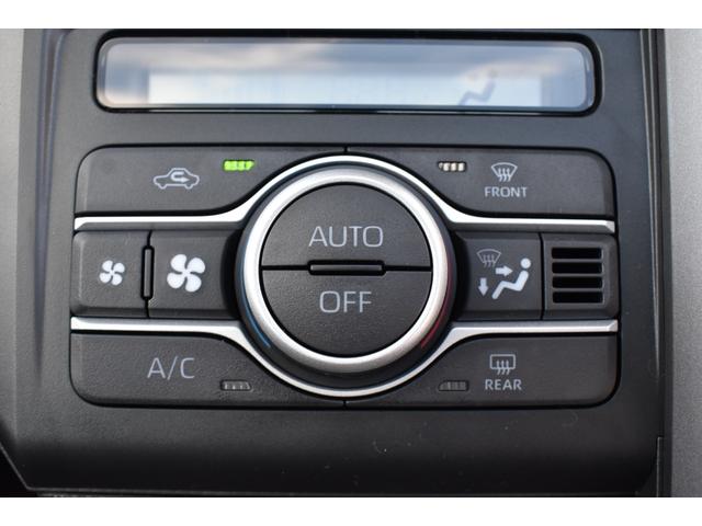 タフト G ダーククロムベンチャー 届出済未使用車 スマートアシスト サンル-フ ブレ-キ制御付誤発進抑制機能 レ-ンキ-プ 障害物センサ- シートヒーター クルーズコントロール プッシュスタート LEDヘッドライト 純正アルミホイール(32枚目)