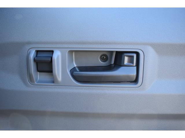 タフト G ダーククロムベンチャー 届出済未使用車 スマートアシスト サンル-フ ブレ-キ制御付誤発進抑制機能 レ-ンキ-プ 障害物センサ- シートヒーター クルーズコントロール プッシュスタート LEDヘッドライト 純正アルミホイール(50枚目)