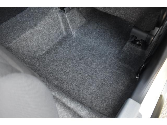 タフト G ダーククロムベンチャー 届出済未使用車 スマートアシスト サンル-フ ブレ-キ制御付誤発進抑制機能 レ-ンキ-プ 障害物センサ- シートヒーター クルーズコントロール プッシュスタート LEDヘッドライト 純正アルミホイール(56枚目)