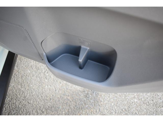 タフト G ダーククロムベンチャー 届出済未使用車 スマートアシスト サンル-フ ブレ-キ制御付誤発進抑制機能 レ-ンキ-プ 障害物センサ- シートヒーター クルーズコントロール プッシュスタート LEDヘッドライト 純正アルミホイール(59枚目)