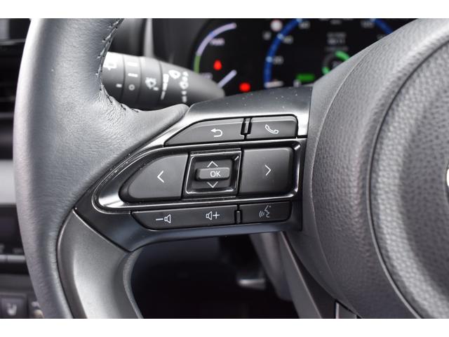 ヤリスクロス ハイブリッドZ トヨタセーフティセンス ブラインドスポットモニター 1オーナー ディスプレイオ-ディオ フルセグ ETC2.0 シートヒーター パノラミックビュ-モニター 電動シート レーンキープアシスト 純正アルミ(23枚目)