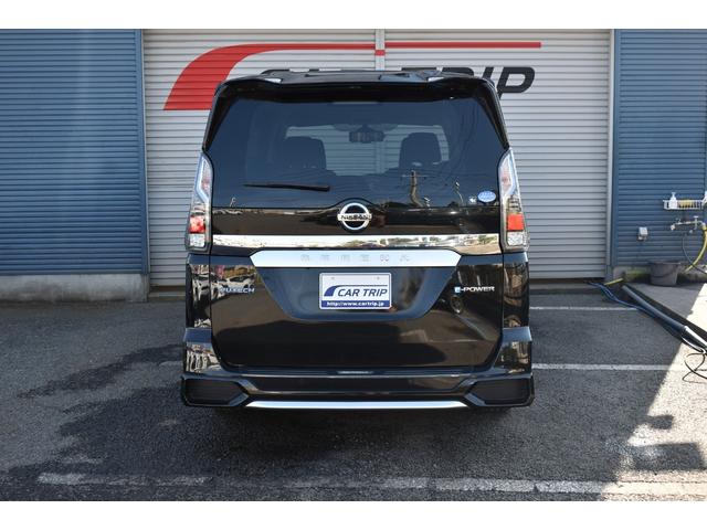 セレナ ｅ－パワー　オーテック　セーフティパッケージ　プロパイロット　パーキングアシスト　ＥＴＣ　ＳＤナビ　フルセグ　ハンズフリ－オ－トスライドドア　アラウンドビュ－モニター　ドライブレコーダー　レーンキープアシスト　シートヒーター　ＬＥＤヘッドライト（4枚目）