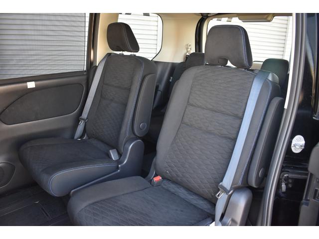 セレナ ｅ－パワー　オーテック　セーフティパッケージ　プロパイロット　パーキングアシスト　ＥＴＣ　ＳＤナビ　フルセグ　ハンズフリ－オ－トスライドドア　アラウンドビュ－モニター　ドライブレコーダー　レーンキープアシスト　シートヒーター　ＬＥＤヘッドライト（16枚目）