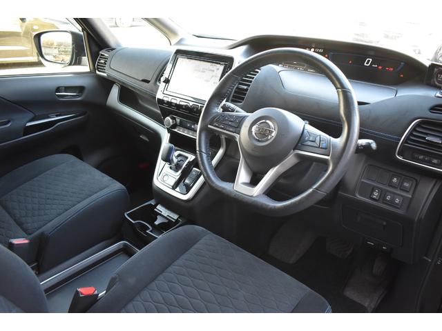 セレナ ｅ－パワー　オーテック　セーフティパッケージ　プロパイロット　パーキングアシスト　ＥＴＣ　ＳＤナビ　フルセグ　ハンズフリ－オ－トスライドドア　アラウンドビュ－モニター　ドライブレコーダー　レーンキープアシスト　シートヒーター　ＬＥＤヘッドライト（28枚目）