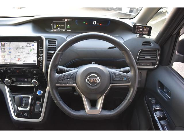 セレナ ｅ－パワー　オーテック　セーフティパッケージ　プロパイロット　パーキングアシスト　ＥＴＣ　ＳＤナビ　フルセグ　ハンズフリ－オ－トスライドドア　アラウンドビュ－モニター　ドライブレコーダー　レーンキープアシスト　シートヒーター　ＬＥＤヘッドライト（43枚目）