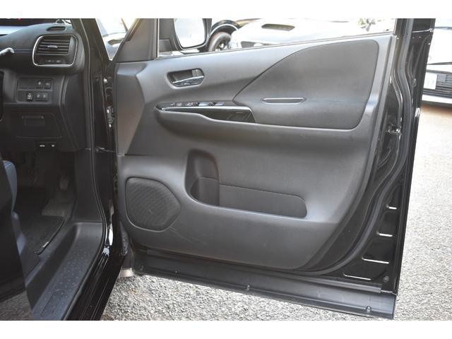 セレナ ｅ－パワー　オーテック　セーフティパッケージ　プロパイロット　パーキングアシスト　ＥＴＣ　ＳＤナビ　フルセグ　ハンズフリ－オ－トスライドドア　アラウンドビュ－モニター　ドライブレコーダー　レーンキープアシスト　シートヒーター　ＬＥＤヘッドライト（49枚目）