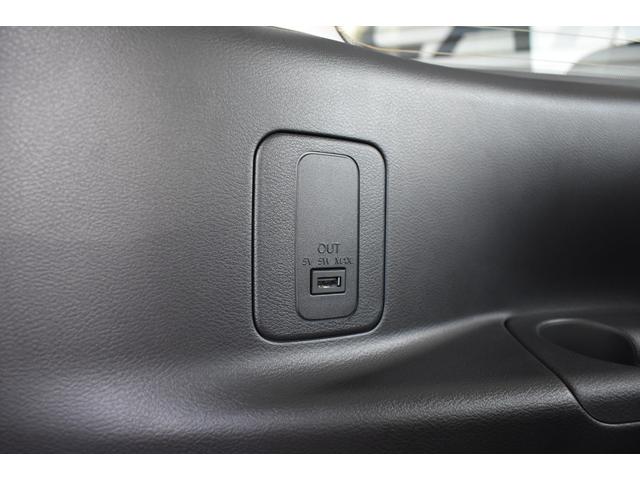 セレナ ｅ－パワー　オーテック　セーフティパッケージ　プロパイロット　パーキングアシスト　ＥＴＣ　ＳＤナビ　フルセグ　ハンズフリ－オ－トスライドドア　アラウンドビュ－モニター　ドライブレコーダー　レーンキープアシスト　シートヒーター　ＬＥＤヘッドライト（58枚目）