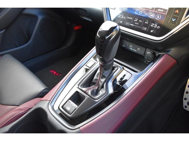 レヴォーグ ＳＴＩスポーツ　ＥＸ　衝突被害軽減　スバルリヤビークルディテクション　サンルーフ　クルーズコントロール　ディスプレイオ－ディオ　フルセグ　フロント・サイド・バックカメラ　レ－ンキ－プアシスト　電動リアゲ－ト　シートヒーター（13枚目）