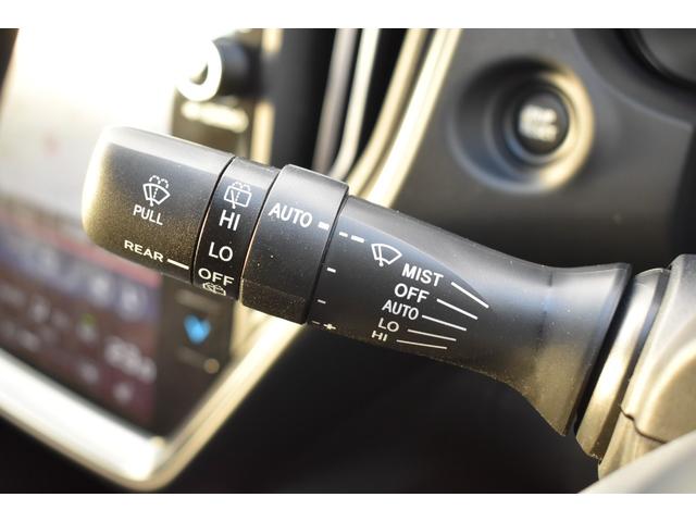 レヴォーグ ＳＴＩスポーツ　ＥＸ　衝突被害軽減　スバルリヤビークルディテクション　サンルーフ　クルーズコントロール　ディスプレイオ－ディオ　フルセグ　フロント・サイド・バックカメラ　レ－ンキ－プアシスト　電動リアゲ－ト　シートヒーター（26枚目）