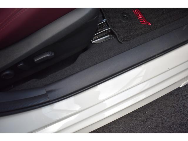 レヴォーグ ＳＴＩスポーツ　ＥＸ　衝突被害軽減　スバルリヤビークルディテクション　サンルーフ　クルーズコントロール　ディスプレイオ－ディオ　フルセグ　フロント・サイド・バックカメラ　レ－ンキ－プアシスト　電動リアゲ－ト　シートヒーター（37枚目）