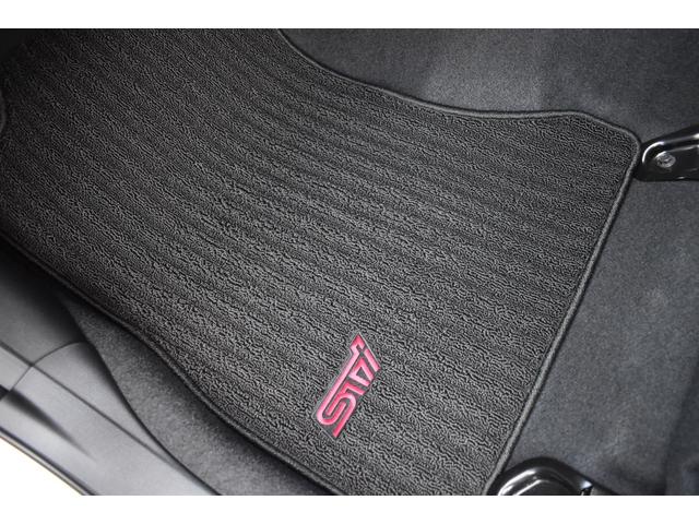 レヴォーグ ＳＴＩスポーツ　ＥＸ　衝突被害軽減　スバルリヤビークルディテクション　サンルーフ　クルーズコントロール　ディスプレイオ－ディオ　フルセグ　フロント・サイド・バックカメラ　レ－ンキ－プアシスト　電動リアゲ－ト　シートヒーター（46枚目）