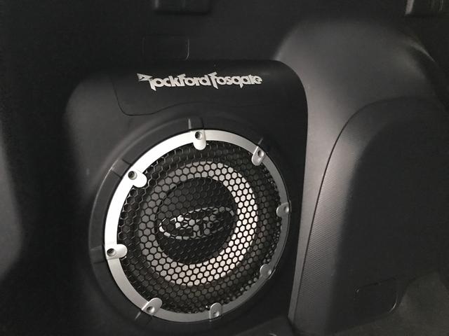 24G 4WD AW18インチ ワンオーナー CD HID(9枚目)