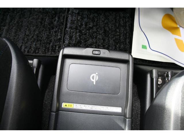 ハイブリッドＧ　ワンオ－ナ－　９インチメモリナビ　Ｂｌｕｅｔｏｏｔｈ対応　地デジ　ＥＴＣ車載器　バックカメラ　クルーズコントロール　キーレスエントリー　シ－トヒ－タ－　整備点検記録簿　スタッドレスタイヤセット付(26枚目)